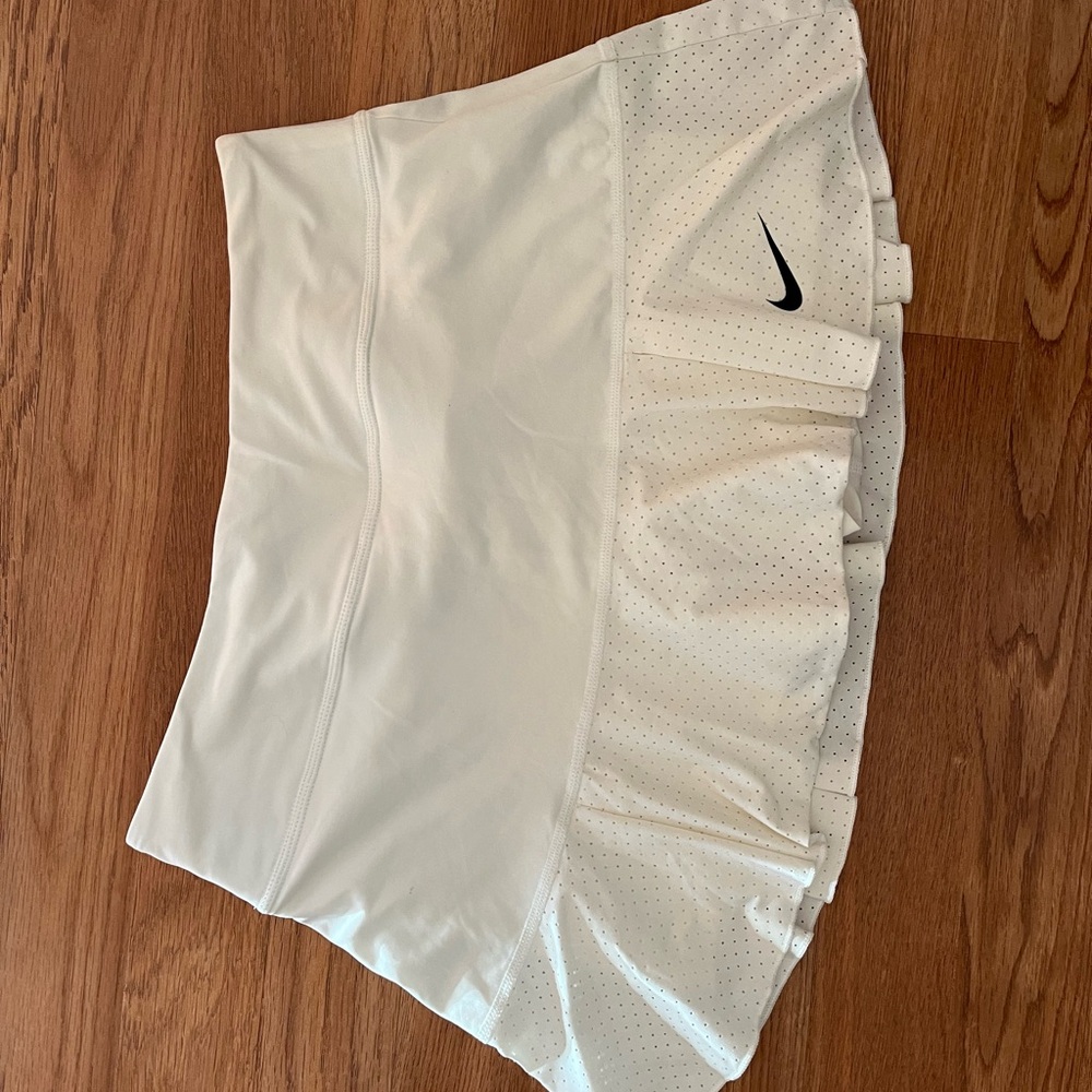 Nike White Women's Skirt